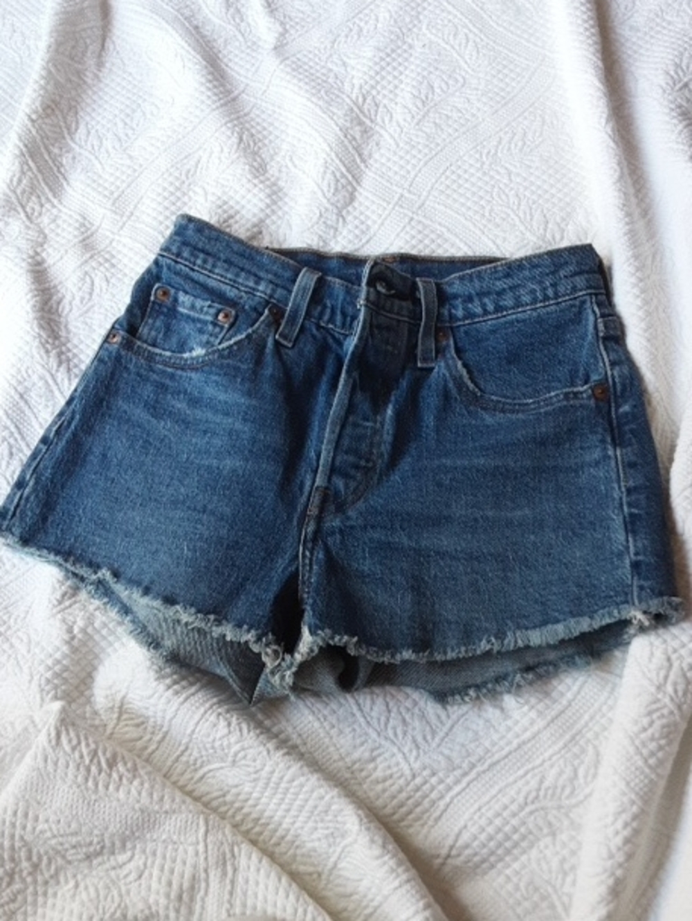 Levi's Dark Blue Denim Frayed Hem High Rise Women's Shorts